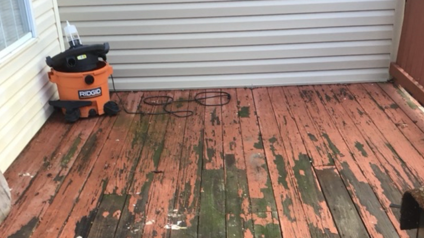 Before-Deck-Restoration